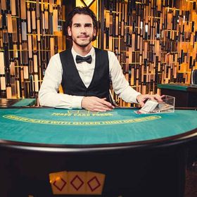 Triple Card Poker Pampago